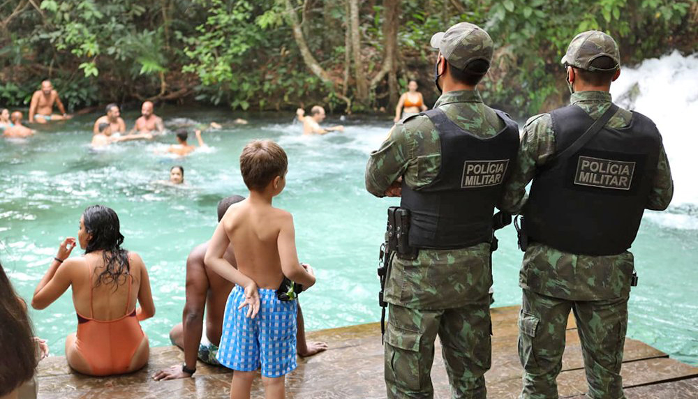 "Cuidamos da segurança turística, levando o pelotão da Polícia Militar para o Jalapão e para outras regiões do nosso estado"