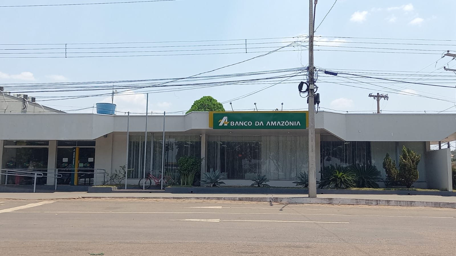 Cliente espera mais de 1h na fila e Banco da Amazônia é autuado 