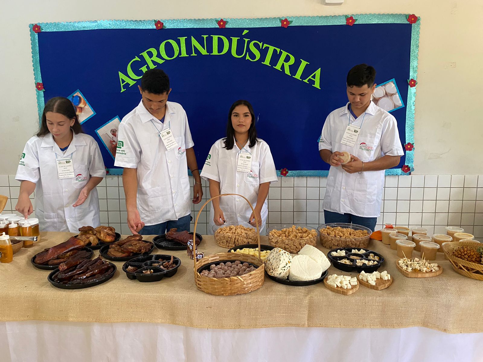 Os alunos apresentaram para a comunidade local o resultado da aprendizagem ao longo do curso técnico