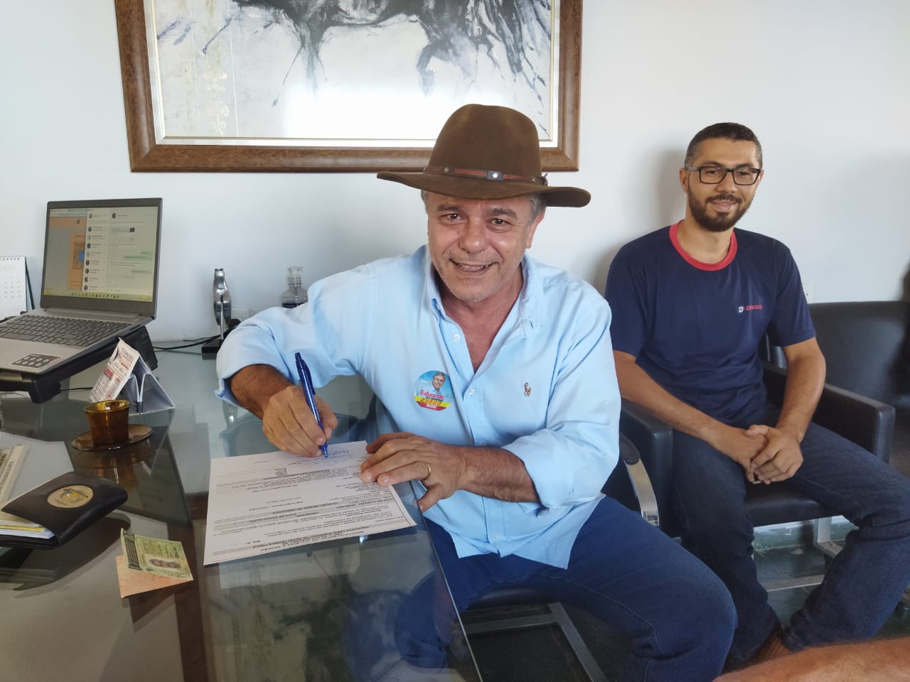 Eduardo do Dertins filia-se ao Sindicato Rural de Colinas e Região